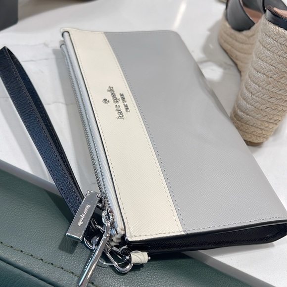 Kate Spade Madison Double Zip Wristlet Wallet Phone Holder 
Platinum Grey Multi - Picture 9 of 16